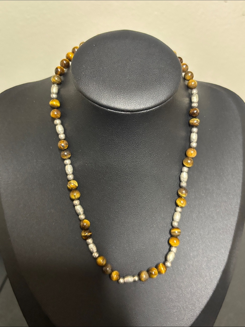 Vintage Tiger's Eye Stone Silver-Tone Beaded Necklace Brown